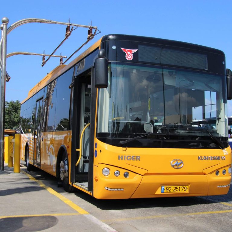 Chariot Electric bus Ultracapacitor in Tel Aviv