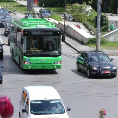 Chariot Ultracapacitor e-bus in Sofia NDK bridge