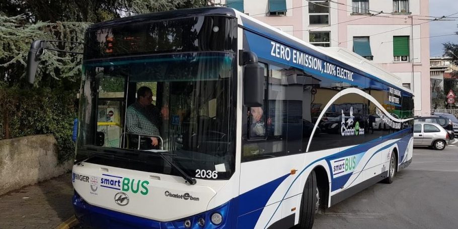 Chariot e-bus La Spezia Italy Chariot ultracapacitor e-bus La Spezia Italy