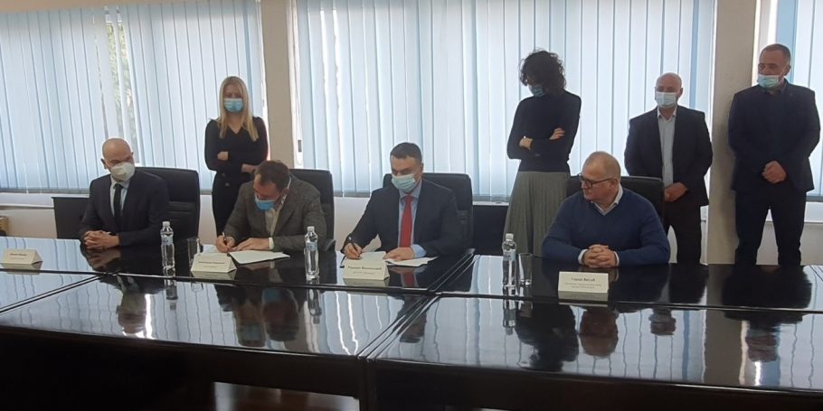 Beograd 10 new e-buses_ contract 10 new e-buses Beograd