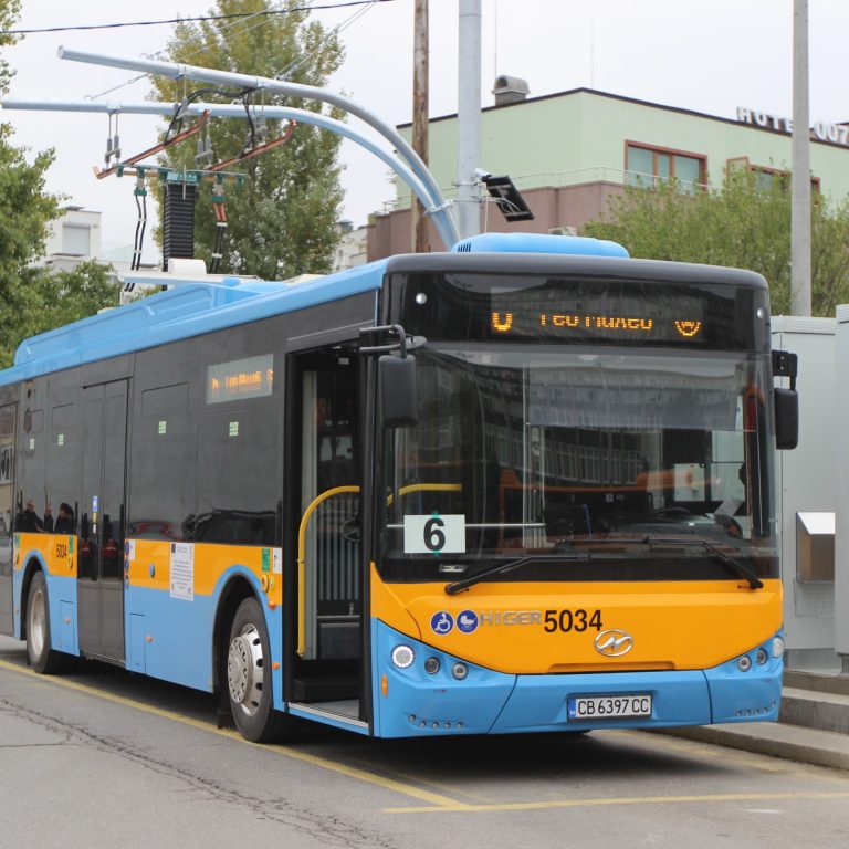 Chariot e-bus charging