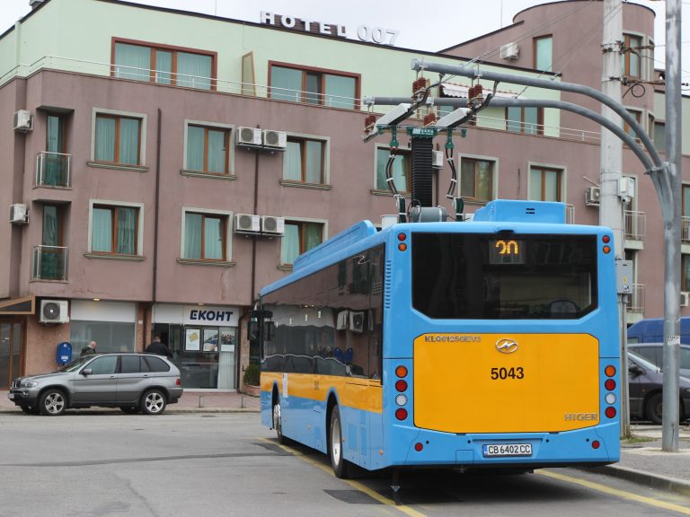 Chariot e-bus charging