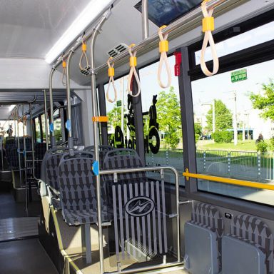 Chariot 18 m e-bus inside