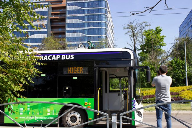 Chariot UC 18m e-bus