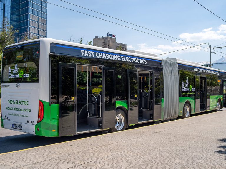 Chariot 18m UC e-bus in Sofia