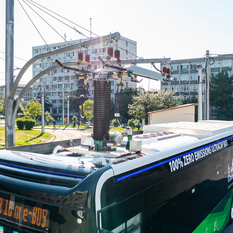 Chariot Motors e-bus charging