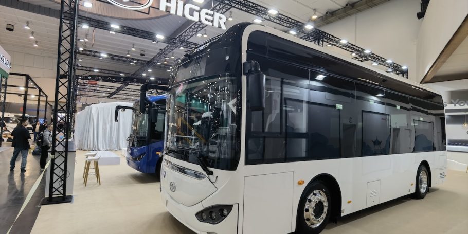 Azure-9_Higer_Chariot